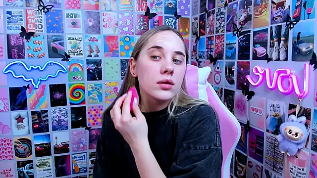 MiaMilas online show from 24, 3, 2026