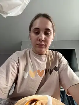 MiaMilas online show from 2, 4, 2026