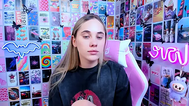 MiaMilas online show from 3, 4, 2026