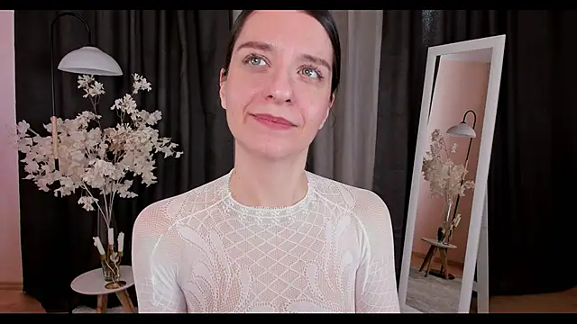 helentasty online show from 3, 2, 2025