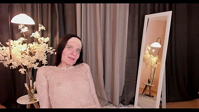 helentasty online show from 5, 2, 2025