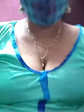 Snapshot of mallu-sumi chatting on 30, 1, 2025 mallu-sumi online show from 30, 1, 2025