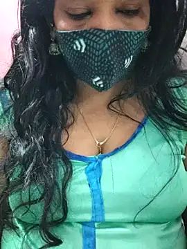 Snapshot of mallu-sumi chatting on 5, 2, 2025 mallu-sumi online show from 5, 2, 2025