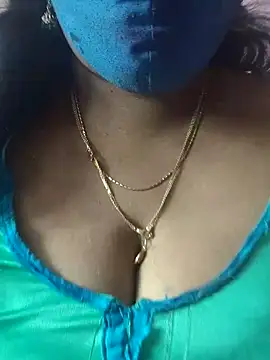 Snapshot of mallu-sumi chatting on 31, 10, 2025 mallu-sumi online show from 31, 10, 2025