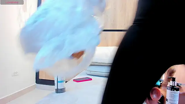 adela chase online show from 24, 11, 2025