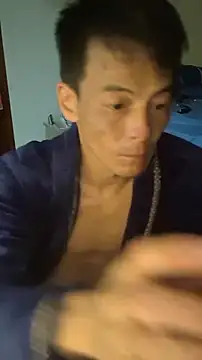 Snapshot of hkwildguy chatting on 11, 4, 2026 hkwildguy online show from 11, 4, 2026