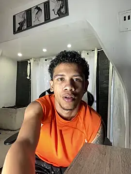 Snapshot of Romancartier_1 chatting on 19, 4, 2026 Romancartier 1 online show from 19, 4, 2026