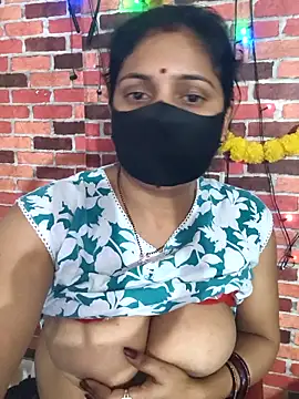 Snapshot of PeaCoooock chatting on 6, 4, 2026 PeaCoooock online show from 6, 4, 2026