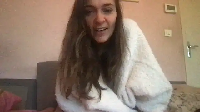 Snapshot of dosynophia2 chatting on 14, 1, 2025 dosynophia2 online show from 14, 1, 2025