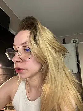 Kitty Katrine online show from 11, 5, 2026