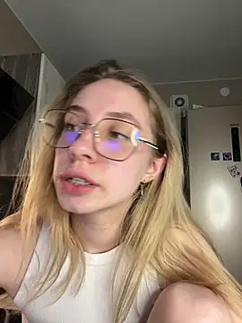 Kitty Katrine online show from 11, 5, 2026