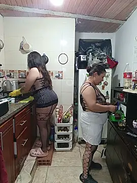 Snapshot of ZuriandAlex chatting on 27, 11, 2025 ZuriandAlex online show from 27, 11, 2025