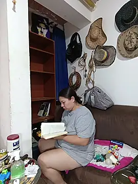 Snapshot of ZuriandAlex chatting on 31, 1, 2026 ZuriandAlex online show from 31, 1, 2026