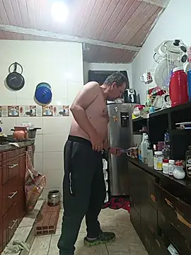 Snapshot of ZuriandAlex chatting on 1, 2, 2026 ZuriandAlex online show from 1, 2, 2026