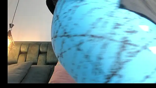 Snapshot of angelswets chatting on 25, 1, 2025 angelswets online show from 25, 1, 2025