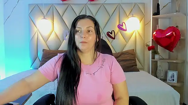 Snapshot of angelswets chatting on 17, 2, 2026 angelswets online show from 17, 2, 2026