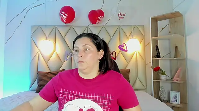 Snapshot of angelswets chatting on 18, 2, 2026 angelswets online show from 18, 2, 2026