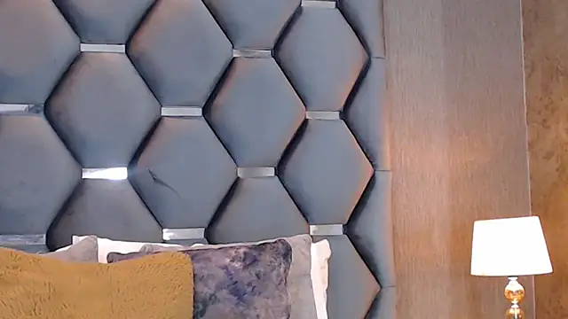 VanessaGlenn online show from 7, 2, 2026