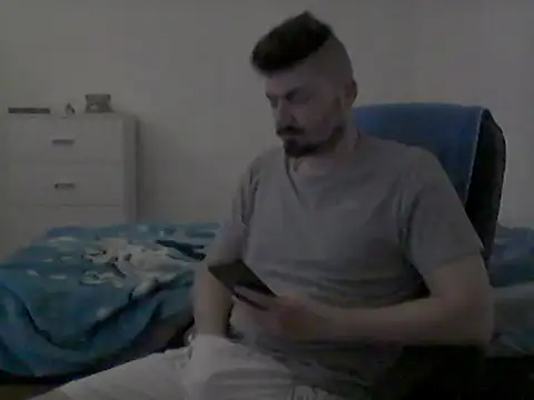 Snapshot of Hkl95555 chatting on 10, 10, 2025 Hkl95555 online show from 10, 10, 2025