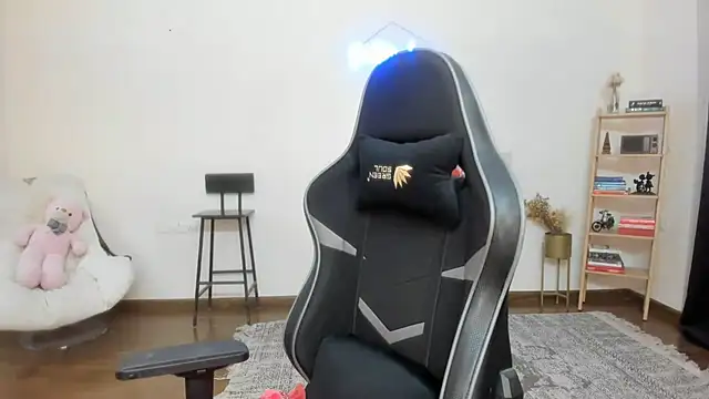 GoddessAnna online show from 4, 3, 2025