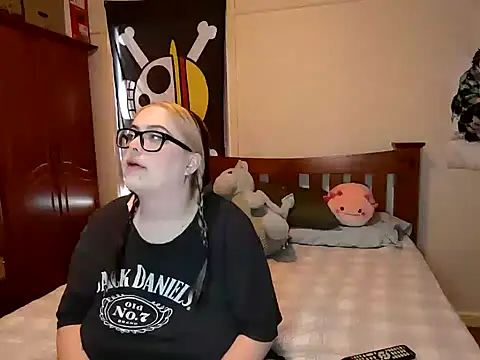 Snapshot of ChubbyBubs chatting on 8, 2, 2025 ChubbyBubs online show from 8, 2, 2025