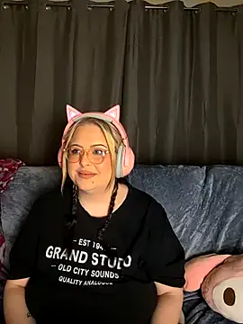 Snapshot of ChubbyBubs chatting on 20, 10, 2025 ChubbyBubs online show from 20, 10, 2025