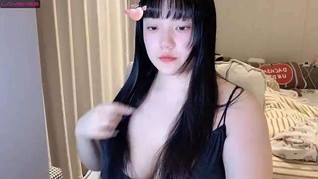 Snapshot of qiqi-666 chatting on 24, 2, 2025 qiqi-666 online show from 24, 2, 2025