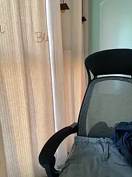 Snapshot of Liliya-77 chatting on 4, 2, 2026 Liliya-77 online show from 4, 2, 2026