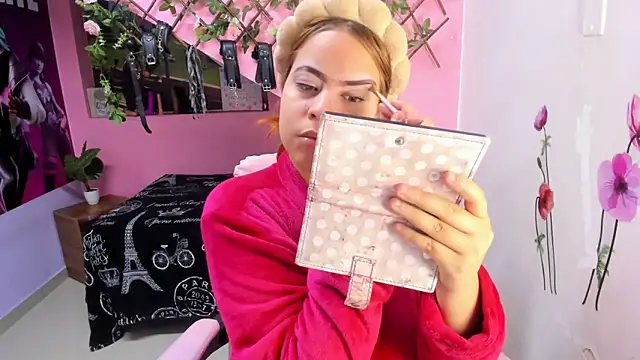 Snapshot of marcellaa303av chatting on 30, 9, 2025 marcellaa303av online show from 30, 9, 2025