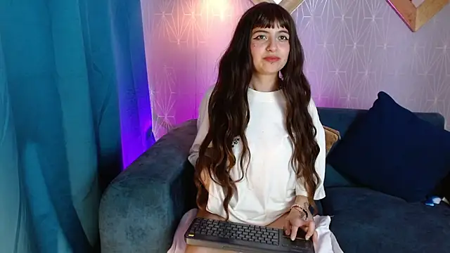 MiaEngels online show from 14, 12, 2024