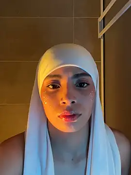 Snapshot of jhalila chatting on 4, 10, 2025 jhalila online show from 4, 10, 2025