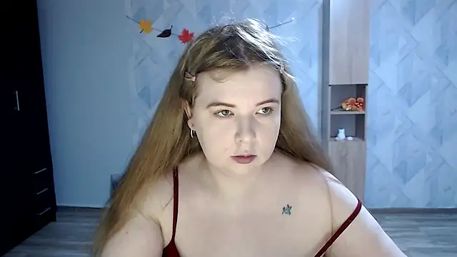 Snapshot of Melina_Hot9 chatting on 30, 9, 2025 Melina Hot9 online show from 30, 9, 2025