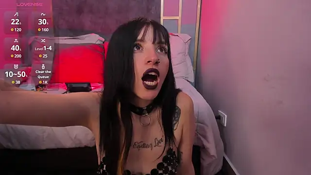 Abby  smiith online show from 6, 3, 2025
