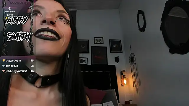 Abby  smiith online show from 22, 3, 2025
