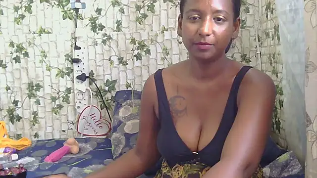 Snapshot of indiantina01 chatting on 26, 1, 2025 indiantina01 online show from 26, 1, 2025