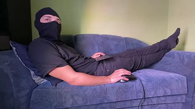 xAxel online show from 28, 2, 2025