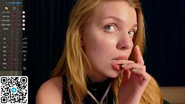 ElswythDecoursey online show from 22, 12, 2024