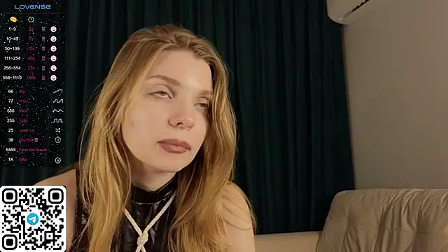 ElswythDecoursey online show from 30, 12, 2024