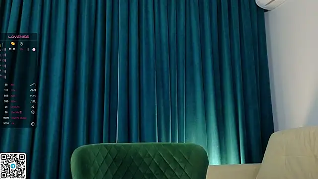 ElswythDecoursey online show from 5, 3, 2025