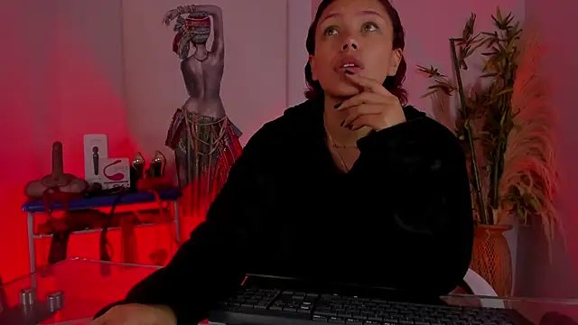 lilith-deveraux online show from 16, 1, 2025