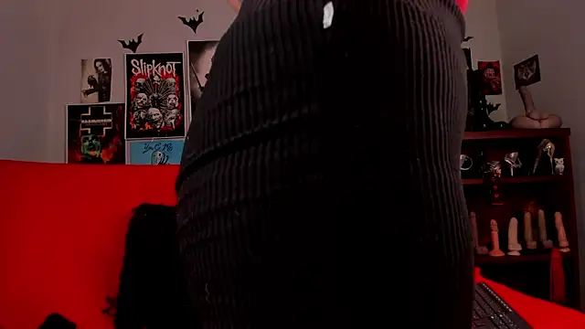 lilith-deveraux online show from 13, 5, 2026
