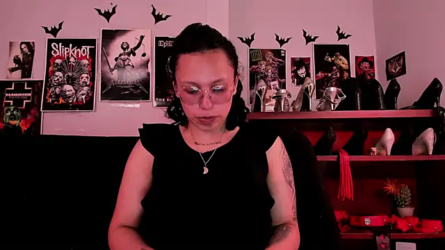 lilith-deveraux online show from 23, 6, 2026