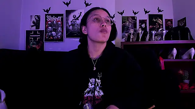 lilith-deveraux online show from 30, 6, 2026