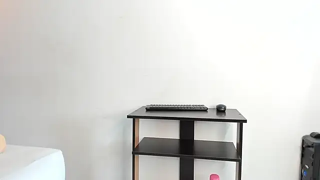 Snapshot of Fransheska-mon chatting on 27, 10, 2025 Fransheska-mon online show from 27, 10, 2025