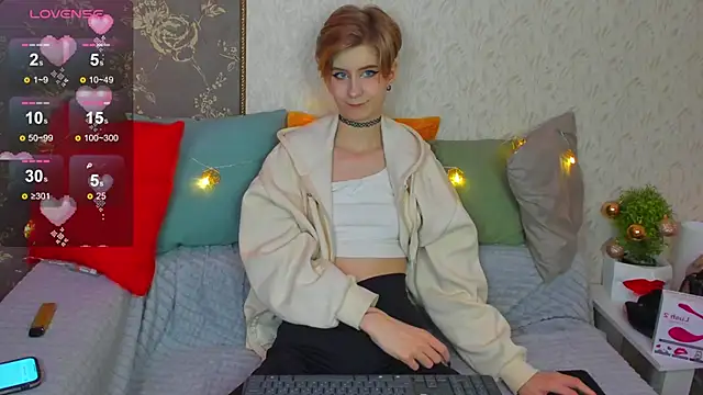 Snapshot of Angel_Jules chatting on 8, 12, 2024 Angel Jules online show from 8, 12, 2024