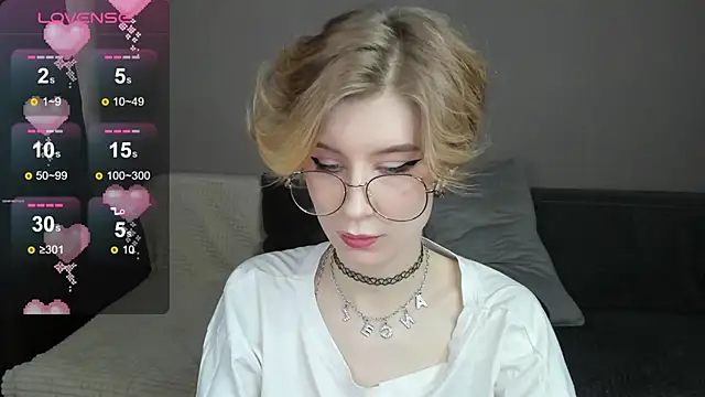 Snapshot of Angel_Jules chatting on 22, 2, 2025 Angel Jules online show from 22, 2, 2025