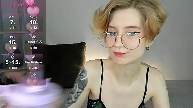 Snapshot of Angel_Jules chatting on 25, 2, 2025 Angel Jules online show from 25, 2, 2025