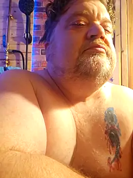 Snapshot of alienbunny chatting on 12, 10, 2025 alienbunny online show from 12, 10, 2025