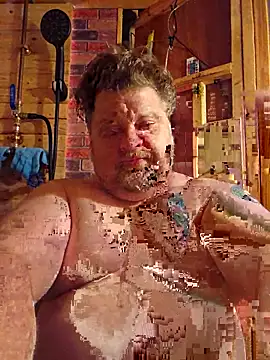 Snapshot of alienbunny chatting on 16, 10, 2025 alienbunny online show from 16, 10, 2025