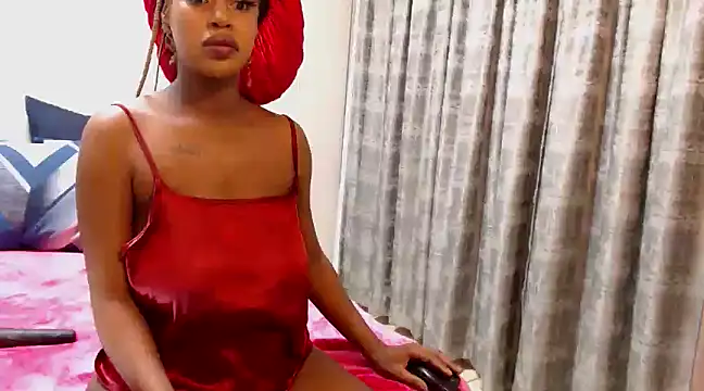 Snapshot of EbonylvyXxZA chatting on 13, 3, 2025 EbonylvyXxZA online show from 13, 3, 2025